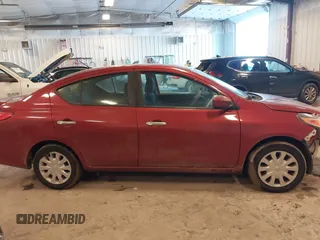2018 Nissan Versa SV with VIN 3N1CN7AP2JK401310, listed as a IAAI auction lot 41664854 with 94,052 mi miles. Bid and sale history available at carsss.com. Image 13.