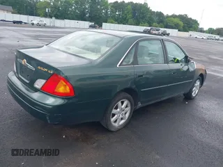 2000 Toyota Avalon XL z VIN 4T1BF28B6YU036865, wystawiony jako IAAI lot #42402305 z przebiegiem 202 265 mil mil oraz . Historia ofert i sprzedaży dostępna na DreamBid. Obrazek 4.