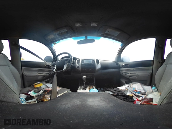 2014 Toyota Tacoma with VIN 3TMLU4EN5EM143687, listed as a IAAI auction lot 40552649 with 1 mi miles. Bid and sale history available at carsss.com. Image 17.