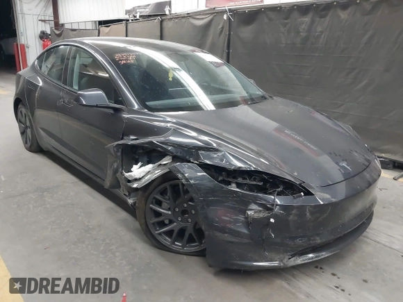 2025 Tesla Model 3 Long Range with VIN 5YJ3E1EA4SF952168, listed as a IAAI auction lot 42281783 with 3,926 mi miles and . Bid and sale history available at DreamBid. Image 1.
