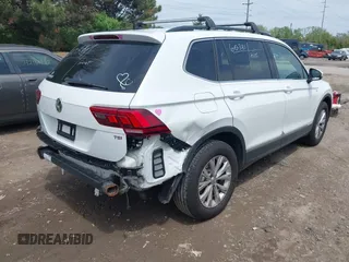 2018 Volkswagen Tiguan SEL с VIN 3VV3B7AX8JM044789, выставлен на аукционе IAAI как лот 42165937 с пробегом 98 463 миль миль и . История ставок и продаж доступна на DreamBid. Изображение 4.