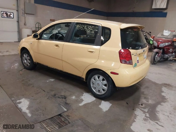 2005 Chevrolet Aveo LS with VIN KL1TD62655B310654, listed as a IAAI auction lot 41389685 with 107,879 mi miles. Bid and sale history available at carsss.com. Image 3.