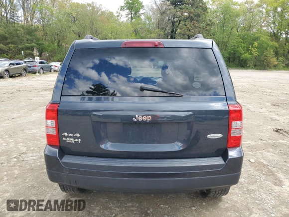 2015 Jeep Patriot Latitude with VIN 1C4NJRFB4FD339944, listed as a Copart auction lot 55664735 with 84,017 mi miles and Clean title. Bid and sale history available at DreamBid. Image 6.