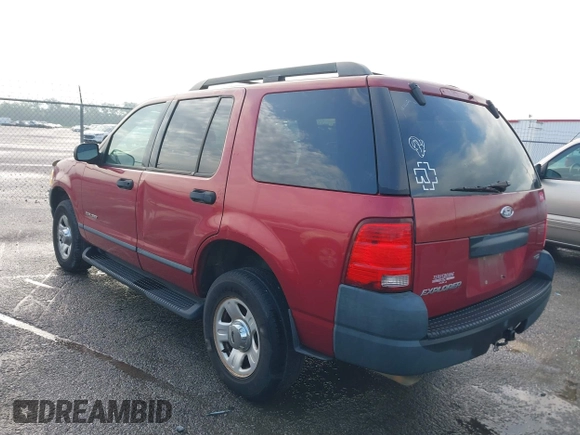 2005 Ford Explorer XLS z VIN 1FMZU62K85UB30746, wystawiony jako IAAI lot #42350564 z przebiegiem 164 685 mil mil oraz . Historia ofert i sprzedaży dostępna na DreamBid. Obrazek 3.