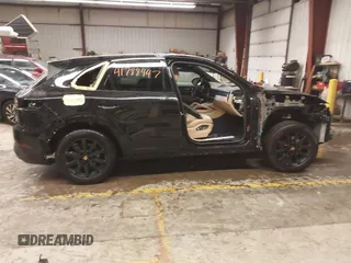 2020 Porsche Cayenne с VIN WP1AA2AY1LDA06726, выставлен на аукционе IAAI как лот 41788447 с пробегом 44 985 миль миль и . История ставок и продаж доступна на DreamBid. Изображение 14.