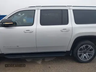 2024 Jeep Wagoneer Series II with VIN 1C4SJRBP0RS165360, listed as a IAAI auction lot 40525067 with 15,648 mi miles and . Bid and sale history available at DreamBid. Image 15.