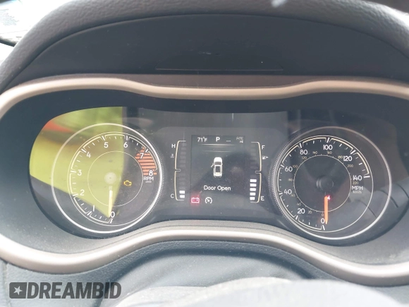 2016 Jeep Cherokee Latitude with VIN 1C4PJMCS3GW368342, listed as a IAAI auction lot 42693091 with 139,302 mi miles and . Bid and sale history available at DreamBid. Image 7.