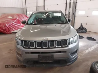 2018 Jeep Compass Sport z VIN 3C4NJDAB6JT179613, wystawiony jako IAAI lot #41893360 z przebiegiem 72 846 mil mil oraz . Historia ofert i sprzedaży dostępna na DreamBid. Obrazek 12.