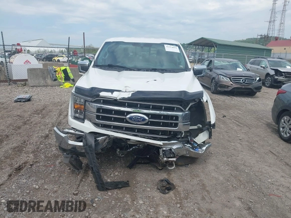 2021 Ford F-150 XL z VIN 1FTFW1E83MFC86409, wystawiony jako IAAI lot #42214031 z przebiegiem 46 247 mil mil oraz . Historia ofert i sprzedaży dostępna na DreamBid. Obrazek 13.