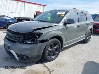 2020 Dodge Journey Crossroad with VIN 3C4PDCGB9LT268385, listed as a IAAI auction lot 41856454 with 93,111 mi miles and . Bid and sale history available at carsss.com. Image 2.