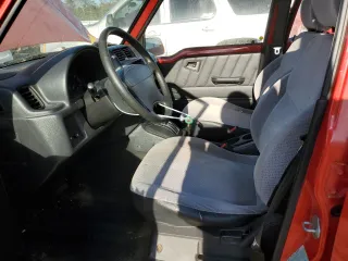 1998 Suzuki Sidekick JS z VIN 2S3TE02V3W6406072, wystawiony jako Copart lot #75855544 z przebiegiem 120 359 mil mil oraz Szkody całkowita. Historia ofert i sprzedaży dostępna na DreamBid. Obrazek 7.