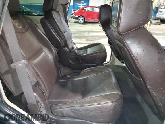 2011 Cadillac Escalade Platinum Edition z VIN 1GYS4DEF7BR130495, wystawiony jako Copart lot #88227435 z przebiegiem 263 492 mil mil oraz Czysty tytuł • Clean title. Historia ofert i sprzedaży dostępna na DreamBid. Obrazek 11.