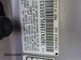 1997 Acura CL z VIN 19UYA1256VL005063, wystawiony jako Copart lot #83031204 z przebiegiem 120 250 mil mil oraz Szkoda całkowita • Salvage title. Historia ofert i sprzedaży dostępna na DreamBid. Obrazek 13.