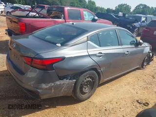2019 Nissan Altima S z VIN 1N4BL4BV0KC188011, wystawiony jako IAAI lot #42265130 z przebiegiem 78 559 mil mil oraz . Historia ofert i sprzedaży dostępna na DreamBid. Obrazek 4.