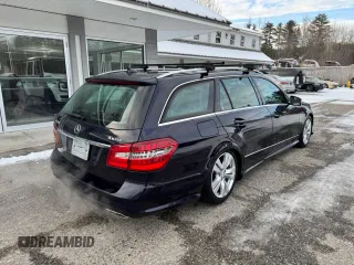 2011 Mercedes-Benz E 350 Luxury with VIN WDDHH8HB8BA506209, listed as a Copart auction lot 42226005 with 205,828 mi miles and Clean Title. Bid and sale history available at DreamBid. Image 4.