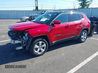 2018 Jeep Compass Latitude with VIN 3C4NJDBB5JT127730, listed as a IAAI auction lot 41701871 with 136,544 mi miles. Bid and sale history available at carsss.com. Image 20.