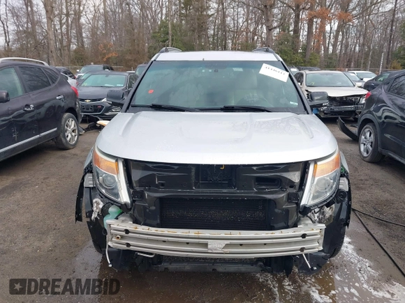 2015 Ford Explorer XLT with VIN 1FM5K8D84FGA83717, listed as a IAAI auction lot 41446111 with 88,876 mi miles and . Bid and sale history available at carsss.com. Image 13.