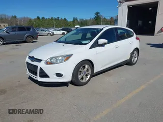 2013 Ford Focus SE with VIN 1FADP3K27DL128775, listed as a IAAI auction lot 42119223 with 138,846 mi miles. Bid and sale history available at carsss.com. Image 2.