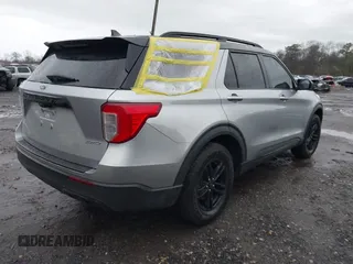 2021 Ford Explorer XLT with VIN 1FMSK8DH2MGA10393, listed as a IAAI auction lot 41937483 with 39,716 mi miles. Bid and sale history available at carsss.com. Image 4.