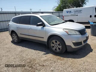 2016 Chevrolet Traverse LS z VIN 1GNKRFED3GJ204445, wystawiony jako Copart lot #52771545 z przebiegiem 118 417 mil mil oraz Szkoda całkowita • Salvage title. Historia ofert i sprzedaży dostępna na DreamBid. Obrazek 4.