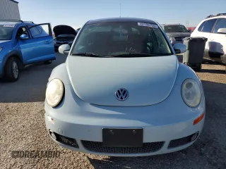2010 Volkswagen New Beetle Coupe with VIN 3VWRG3AGXAM036824, listed as a Copart auction lot 49136755 with 72,442 mi miles and Salvage Title. Bid and sale history available at carsss.com. Image 5.