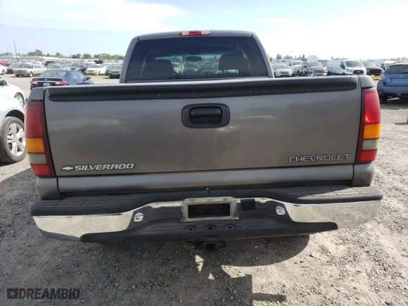 2000 Chevrolet Silverado 1500 LS with VIN 2GCEK19T1Y1279493, listed as a Copart auction lot 53395005 with 236,146 mi miles and Clean Title. Bid and sale history available at carsss.com. Image 6.