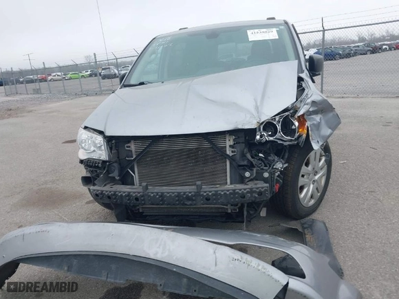 2019 Dodge Grand Caravan SE with VIN 2C4RDGBG2KR547780, listed as a IAAI auction lot 41538829 with 63,667 mi miles. Bid and sale history available at carsss.com. Image 12.