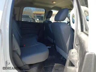 2018 Ram 2500 Tradesman with VIN 3C6TR5HT0JG314024, listed as a IAAI auction lot 41683156 with 77,425 mi miles. Bid and sale history available at carsss.com. Image 8.