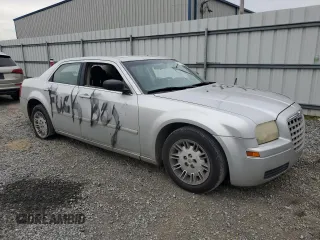 2006 Chrysler 300 with VIN 2C3KA43RX6H119013, listed as a Copart auction lot 81379494 with 177,200 mi miles and Salvage Title. Bid and sale history available at carsss.com. Image 4.