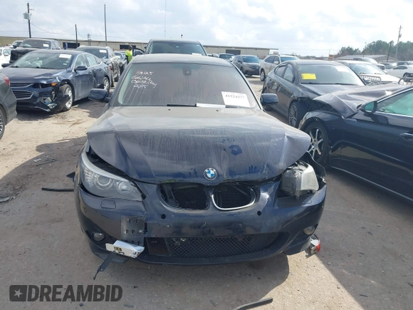 2008 BMW 5 Series 550i with VIN WBANW535X8CT52695, listed as a IAAI auction lot 41524377 with 159,971 mi miles. Bid and sale history available at carsss.com. Image 12.