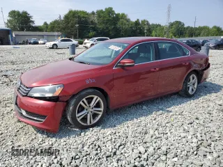 2015 Volkswagen Passat SE with VIN 1VWBV7A38FC014213, listed as a Copart auction lot 62028505 with 137,467 mi miles and Salvage title. Bid and sale history available at DreamBid. Image 1.