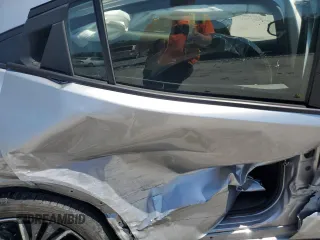 2023 Toyota Prius LE z VIN JTDACAAU8P3008794, wystawiony jako Copart lot #52682695 z przebiegiem 28 912 mil mil oraz Szkoda całkowita • Salvage title. Historia ofert i sprzedaży dostępna na DreamBid. Obrazek 10.