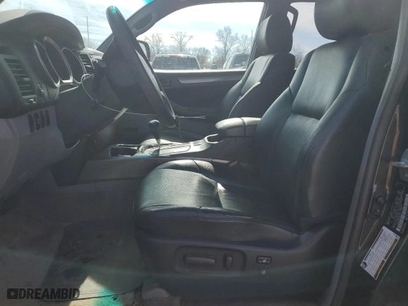2006 Toyota 4Runner SR5 with VIN JTEBT14R168031567, listed as a Copart auction lot 47457635 with 299,371 mi miles and Clean Title. Bid and sale history available at carsss.com. Image 7.