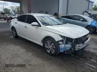 2020 Nissan Altima S with VIN 1N4BL4BV5LC243070, listed as a Copart auction lot 52736115 with 92,851 mi miles and Non Repairable. Bid and sale history available at carsss.com. Image 4.