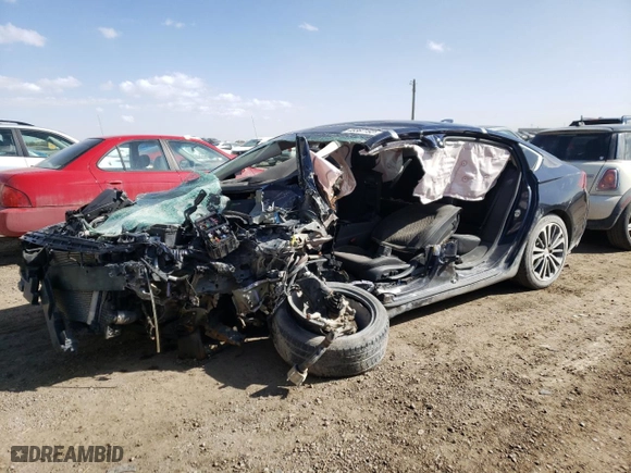 2019 Buick Regal Sportback Preferred II with VIN W04GM6SX4K1023062, listed as a Copart auction lot 46485125 with 0 mi miles and Salvage Title. Bid and sale history available at carsss.com. Image 1.