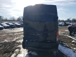 2018 Ford Transit XL z VIN 1FBVU4XGXJKA27026, wystawiony jako Copart lot #85449514 z przebiegiem 142 942 mil mil oraz Szkoda całkowita • Salvage title. Historia ofert i sprzedaży dostępna na DreamBid. Obrazek 6.