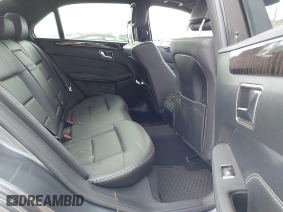 2016 Mercedes-Benz E-Class E 350 Luxury with VIN WDDHF8JB2GB237075, listed as a IAAI auction lot 42047087 with 66,298 mi miles. Bid and sale history available at carsss.com. Image 8.