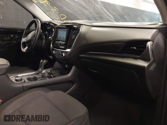 2019 Chevrolet Traverse LS with VIN 1GNEVFKW9KJ155050, listed as a IAAI auction lot 39276188 with 87,926 mi miles. Bid and sale history available at carsss.com. Image 5.