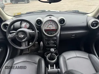 2012 MINI Countryman S z VIN WMWZC5C56CWM13722, wystawiony jako Copart lot #59056595 z przebiegiem 160 215 mil mil oraz Tytuł czysty. Historia ofert i sprzedaży dostępna na DreamBid. Obrazek 9.