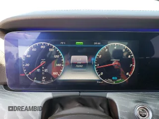 2019 Mercedes-Benz CLS 450 with VIN WDD2J5JB1KA001406, listed as a Copart auction lot 57809865 with 70,292 mi miles and Salvage title. Bid and sale history available at DreamBid. Image 9.