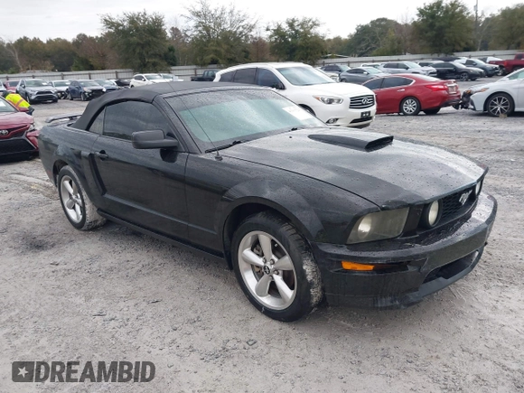 2007 Ford Mustang GT Deluxe with VIN 1ZVHT85H275363238, listed as a IAAI auction lot 41391726 with 203,700 mi miles and . Bid and sale history available at carsss.com. Image 1.