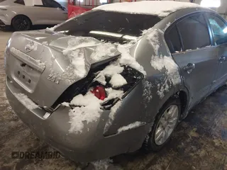 2009 Nissan Altima 2.5 S with VIN 1N4AL21E29N483756, listed as a IAAI auction lot 41270057 with 134,223 mi miles. Bid and sale history available at carsss.com. Image 6.
