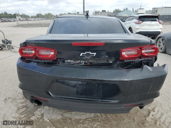 2021 Chevrolet Camaro 1SS with VIN 1G1FE1R75M0108016, listed as a Copart auction lot 47051005 with 23,880 mi miles and Salvage Title. Bid and sale history available at carsss.com. Image 6.
