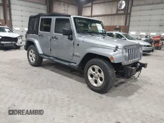2014 Jeep Wrangler Unlimited Sahara with VIN 1C4BJWEG5EL164350, listed as a IAAI auction lot 42018586 with 113,222 mi miles. Bid and sale history available at carsss.com. Image 1.