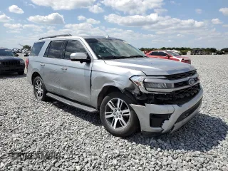 2022 Ford Expedition XLT с VIN 1FMJU1HT2NEA02481, выставлен на аукционе Copart как лот 53786905 с пробегом 46 987 миль миль и Списание • Salvage title. История ставок и продаж доступна на DreamBid. Изображение 4.