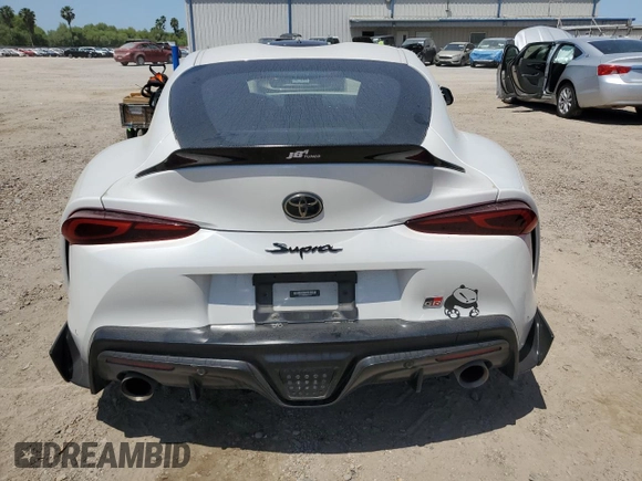 2022 Toyota Supra 3.0 z VIN WZ1DB0C02NW048905, wystawiony jako Copart lot #53099585 z przebiegiem 25 044 mil mil oraz Czysty tytuł • Clean title. Historia ofert i sprzedaży dostępna na DreamBid. Obrazek 6.