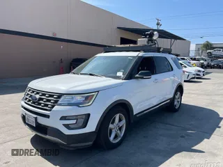 2017 Ford Explorer XLT z VIN 1FM5K8D83HGD73353, wystawiony jako IAAI lot #42568753 z przebiegiem 119 689 mil mil oraz . Historia ofert i sprzedaży dostępna na DreamBid. Obrazek 6.
