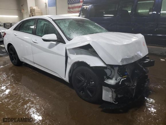 2021 Hyundai Elantra SEL with VIN 5NPLS4AG3MH005597, listed as a Copart auction lot 43999765 with 52,031 mi miles and Salvage Title. Bid and sale history available at carsss.com. Image 4.