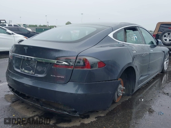 2020 Tesla Model S Long Range с VIN 5YJSA1E21LF413251, выставлен на аукционе IAAI как лот 42350131 с пробегом 16 427 миль миль и . История ставок и продаж доступна на DreamBid. Изображение 4.
