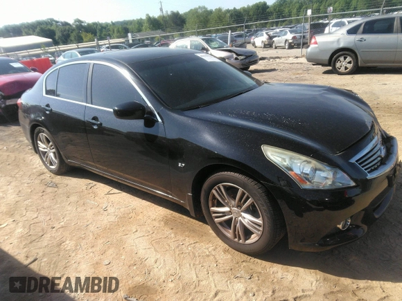 2015 Infiniti Q40 with VIN JN1CV6AP2FM501201, listed as a IAAI auction lot 42139939 with 188,168 mi miles. Bid and sale history available at carsss.com. Image 1.